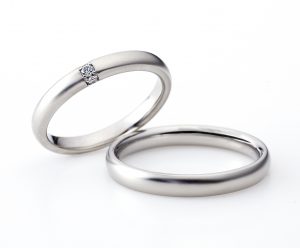 ラザールダイヤモンドの結婚指輪　フェアリー